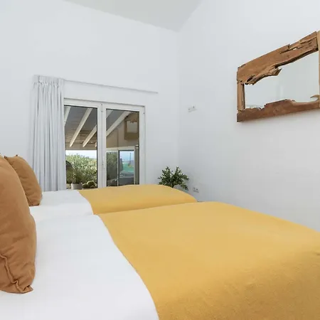 Bella Тамайде